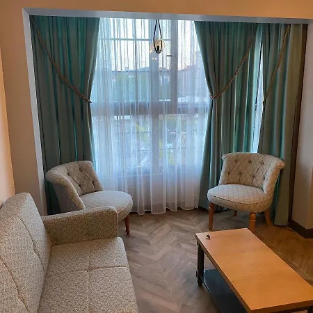 Talles Hotel